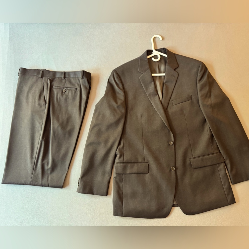 Michael Kors suit, 44L, new never worn